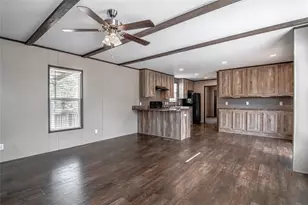 37 Riverside Ln, Huntsville, TX 77320 - Photo 5