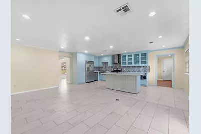13931 Roundstone Lane, Houston, TX 77015 - Photo 5