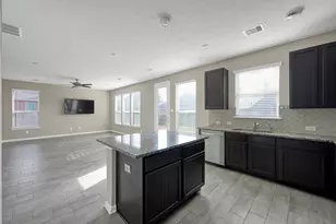 1951 Parnevik Pl, Conroe, TX 77304 - Photo 13