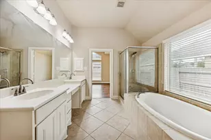 13604 Briar Rose Dr, Pearland, TX 77584 - Photo 17