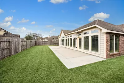 13604 Briar Rose Drive, Pearland, TX 77584 - Photo 5