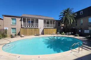 215 Postoffice St, Galveston, TX 77550 - Photo 25