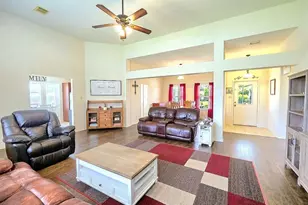 904 E Wilkins St, Angleton, TX 77515 - Photo 7