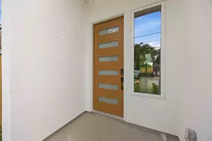 3704 Mt Pleasant St, Houston, TX 77021 - Photo 3