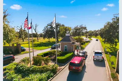 2319 Ridgewood Drive, West Columbia, TX 77486 - Photo 45