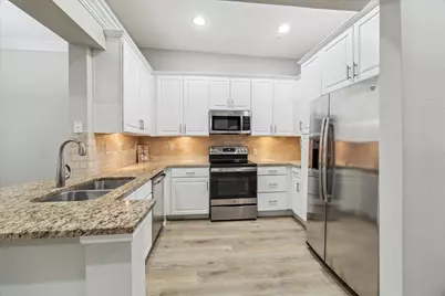 5353 Memorial Drive #1056, Houston, TX 77007 - Photo 3