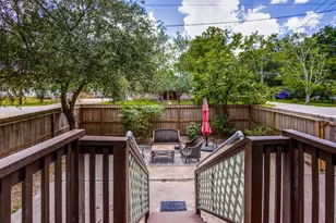 1200 W Phillips St, Alvin, TX 77511 - Photo 41