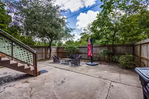 1200 W Phillips St, Alvin, TX 77511 - Photo 43