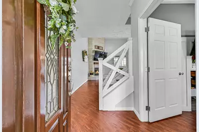 1018 Londonderry Avenue, Friendswood, TX 77546 - Photo 9