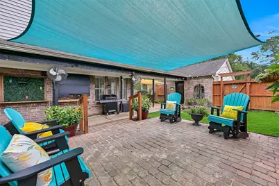 1018 Londonderry Avenue, Friendswood, TX 77546 - Photo 37