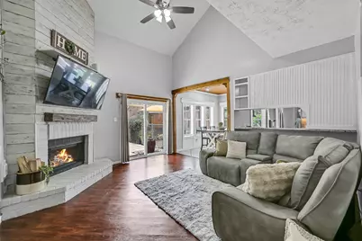 1018 Londonderry Avenue, Friendswood, TX 77546 - Photo 11