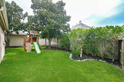 2502 Quiet Lake Court, Pearland, TX 77584 - Photo 31