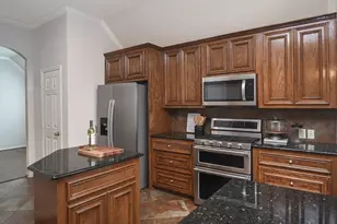 2502 Quiet Lake Ct, Pearland, TX 77584 - Photo 7