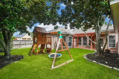 2502 Quiet Lake Court, Pearland, TX 77584 - Photo 29