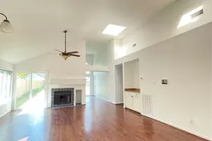 8639 Sparkling Springs Dr, Houston, TX 77095 - Photo 9