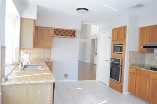 8639 Sparkling Springs Dr, Houston, TX 77095 - Photo 17