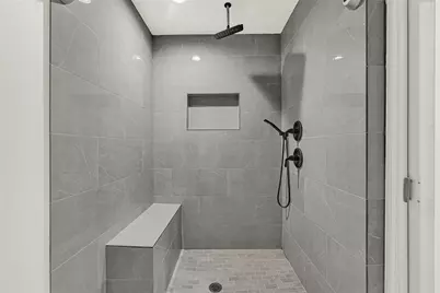 10835 Sageburrow Drive, Houston, TX 77089 - Photo 17