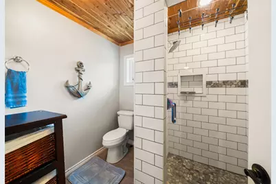 374 W Lake Shore Drive, Livingston, TX 77351 - Photo 13