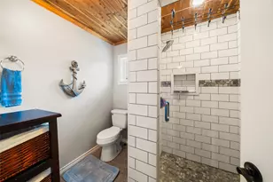 374 W Lake Shore Dr, Livingston, TX 77351 - Photo 13