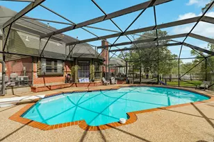 100 Van Winkle St, Lake Jackson, TX 77566 - Photo 31