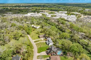 100 Van Winkle St, Lake Jackson, TX 77566 - Photo 43