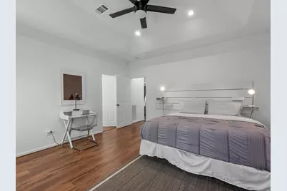 2006 Chesapeake Street, Baytown, TX 77520 - Photo 19