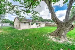 11411 Marrs Dr, Houston, TX 77065 - Photo 7