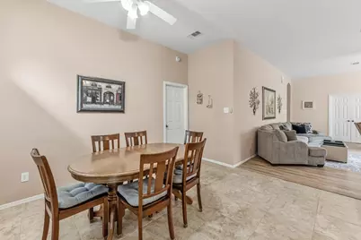 273 Sunset Path S, Conroe, TX 77316 - Photo 17
