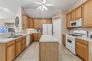 273 Sunset Path S, Conroe, TX 77316 - Photo 11