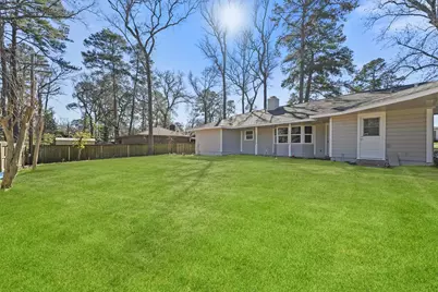 205 Elmwood Street, Huntsville, TX 77320 - Photo 29