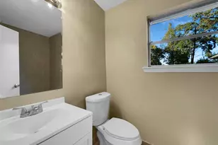 1000 Crescent Blvd, Cleveland, TX 77327 - Photo 13