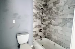 116 E Jack St, Baytown, TX 77520 - Photo 5