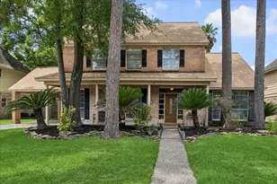 2919 Forest Garden Dr, Kingwood, TX 77345 - Photo 1