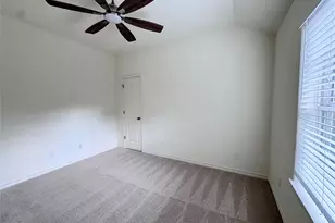 322 Greenleaf St, Huntsville, TX 77340 - Photo 21