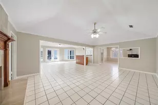 16121 Singapore Ln, Jersey Village, TX 77040 - Photo 9
