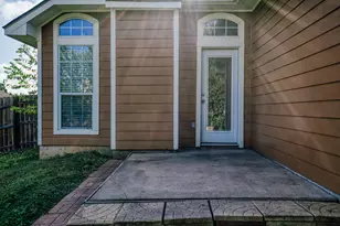 1707 Weaver St, Brenham, TX 77833 - Photo 17