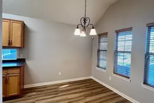 1707 Weaver St, Brenham, TX 77833 - Photo 5