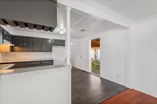 2701 Almendares Ave, Pasadena, TX 77506 - Photo 11