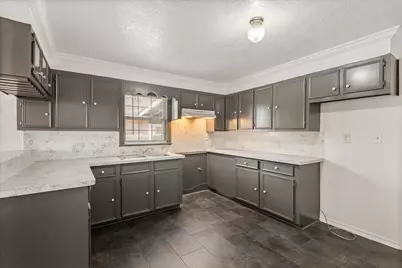 2701 Almendares Avenue, Pasadena, TX 77506 - Photo 9