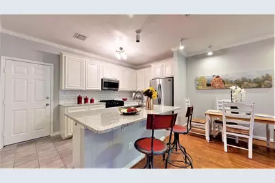 2104 Gillette Street, Houston, TX 77006 - Photo 13