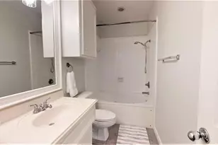 2104 Gillette St, Houston, TX 77006 - Photo 39