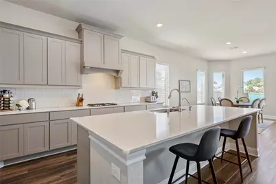 50 Wyatt Oaks Drive, The Woodlands, TX 77375 - Photo 13