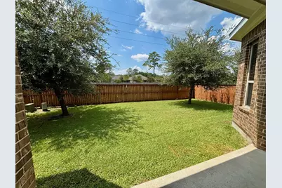 50 Wyatt Oaks Drive, The Woodlands, TX 77375 - Photo 29