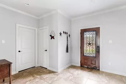1922 Shark Court, Crosby, TX 77532 - Photo 5