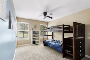 1922 Shark Ct, Crosby, TX 77532 - Photo 21