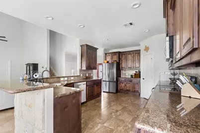1922 Shark Court, Crosby, TX 77532 - Photo 13