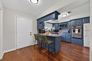 7615 Azalea St, Houston, TX 77023 - Photo 13