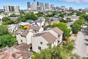 215 Avondale St, Houston, TX 77006 - Photo 33