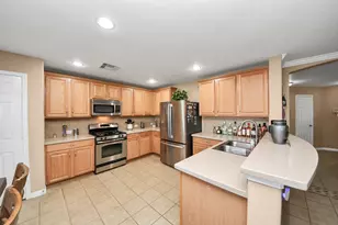 6902 Anson Point Ln, Houston, TX 77040 - Photo 7