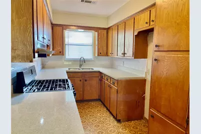 3106 Ferry Road, Baytown, TX 77520 - Photo 5